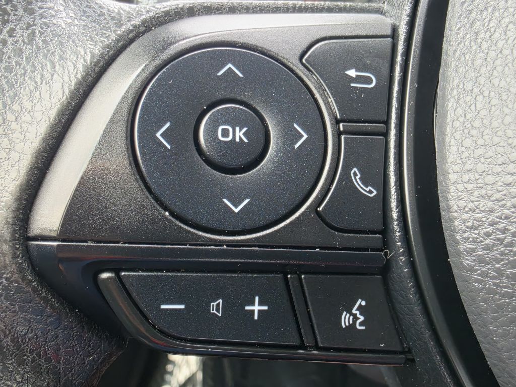 Photo 17 of this TOYOTA COROLLA