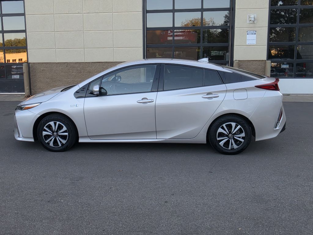Photo 4 of this TOYOTA PRIUS PRIME