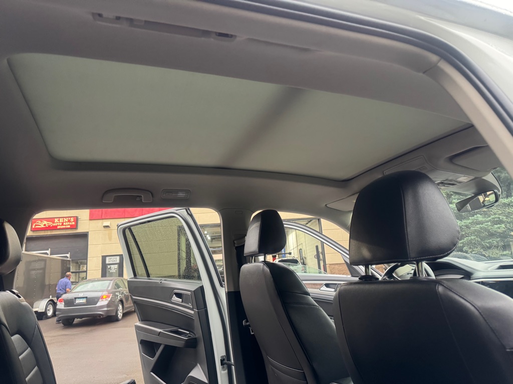 Photo 16 of this VOLKSWAGEN ATLAS