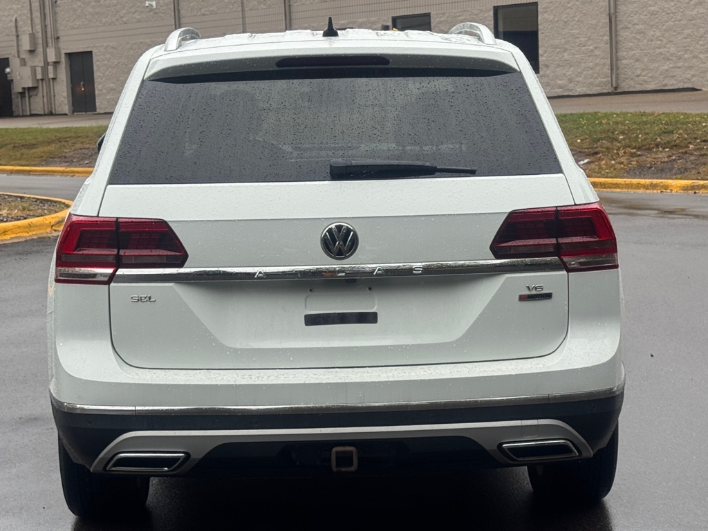 Photo 5 of this VOLKSWAGEN ATLAS