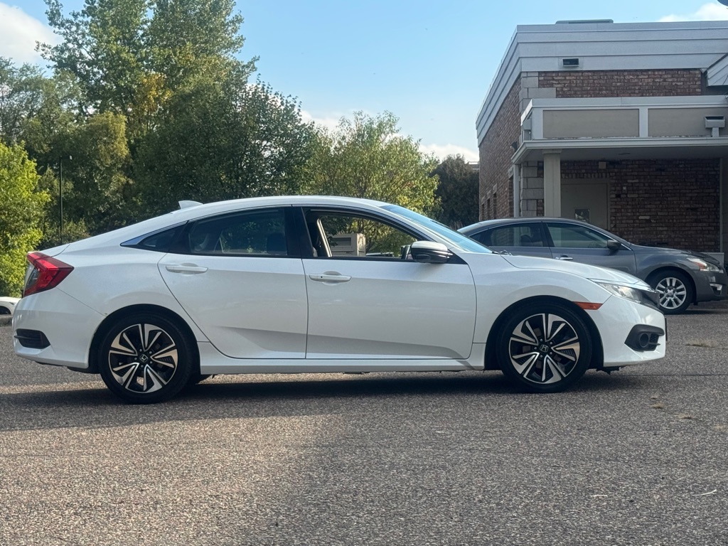 Photo 13 of this HONDA CIVIC