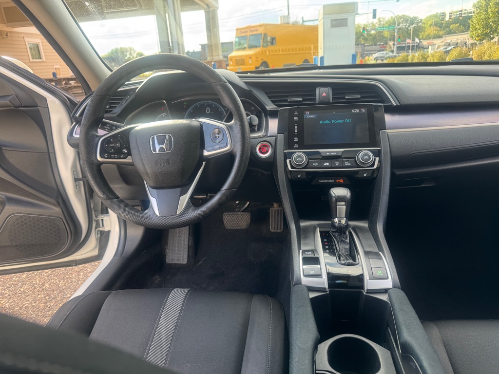 Photo 9 of this HONDA CIVIC