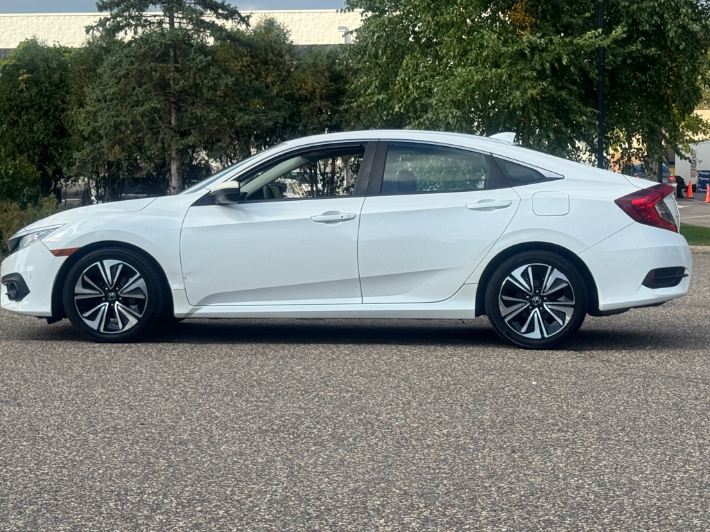 Photo 7 of this HONDA CIVIC