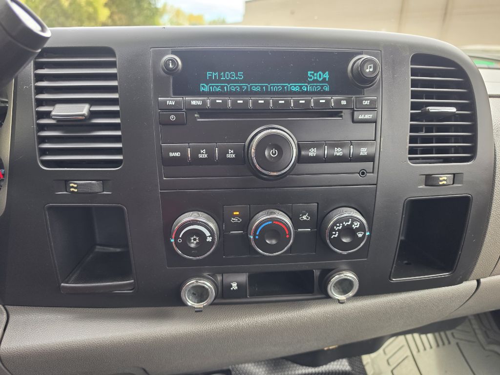 Photo 20 of this CHEVROLET SILVERADO 2500H