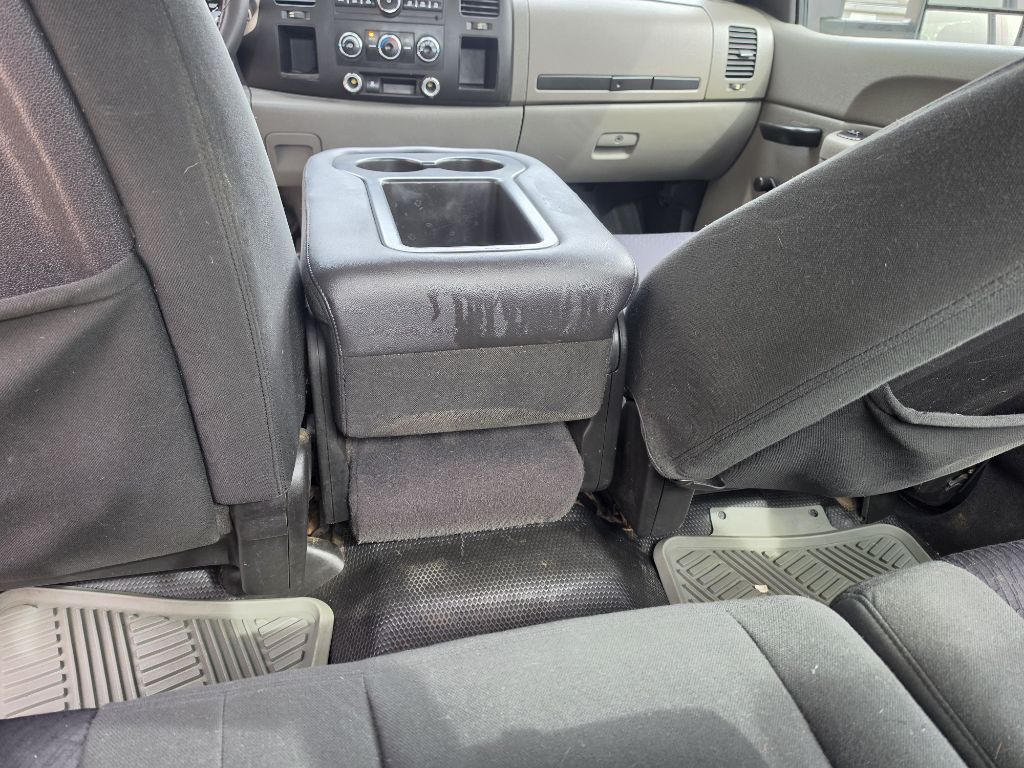 Photo 15 of this CHEVROLET SILVERADO 2500H