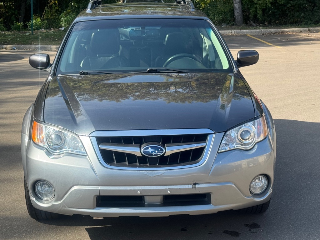 Photo 3 of this SUBARU OUTBACK