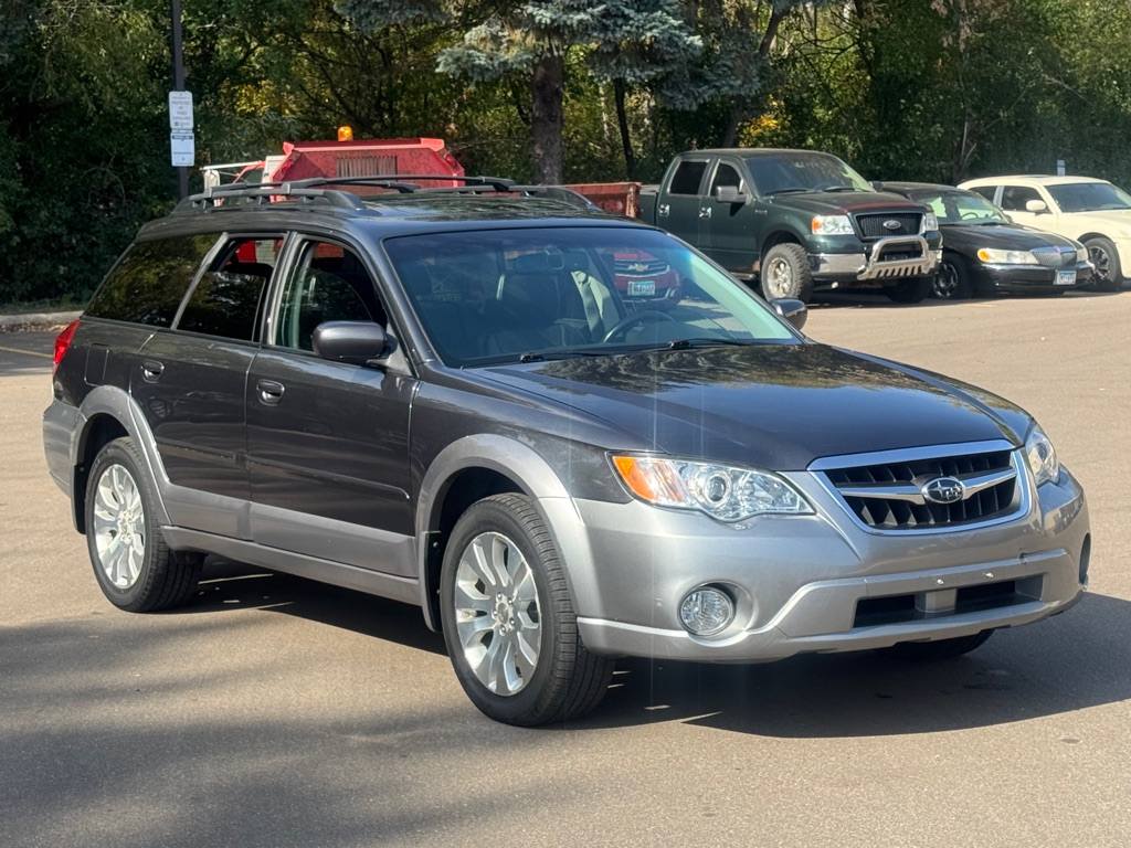Photo 2 of this SUBARU OUTBACK
