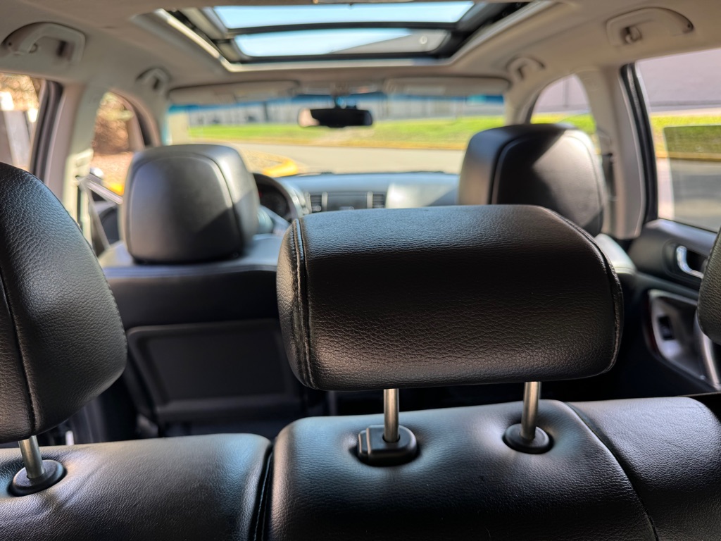 Photo 17 of this SUBARU OUTBACK