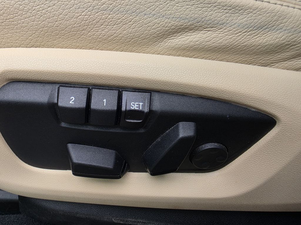 Photo 18 of this BMW X5