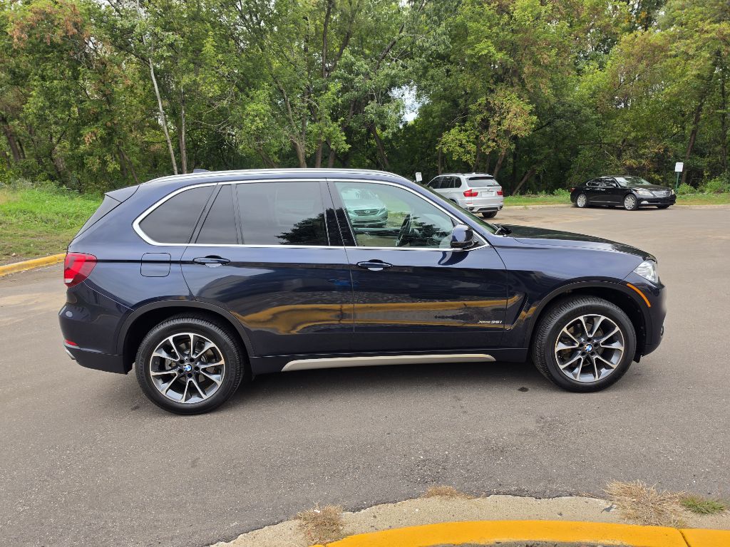Photo 4 of this BMW X5