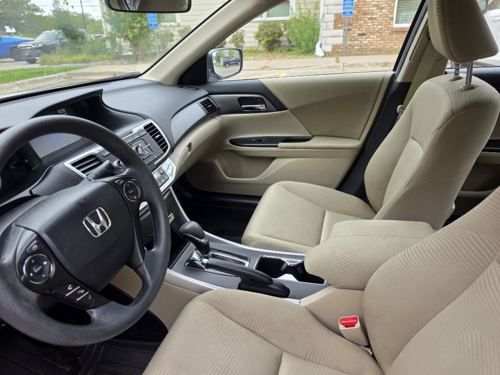 Photo 11 of this HONDA ACCORD