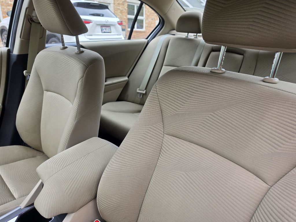 Photo 12 of this HONDA ACCORD