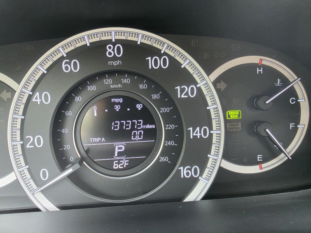Photo 21 of this HONDA ACCORD