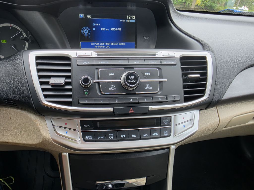 Photo 17 of this HONDA ACCORD