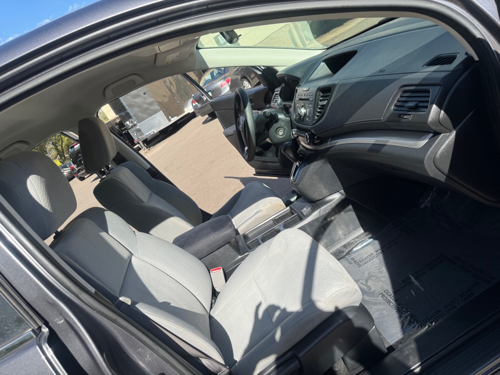 Photo 18 of this HONDA CR-V
