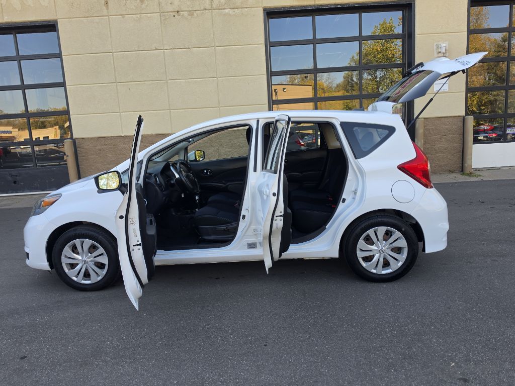 Photo 9 of this NISSAN VERSA NOTE SV