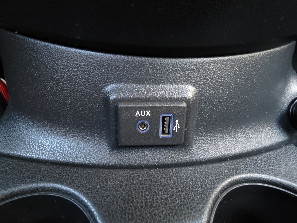 Photo 16 of this NISSAN VERSA NOTE SV