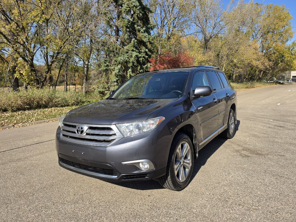 Photo 2 of this TOYOTA HIGHLANDER