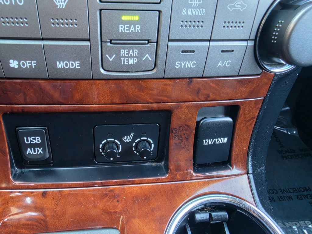 Photo 30 of this TOYOTA HIGHLANDER