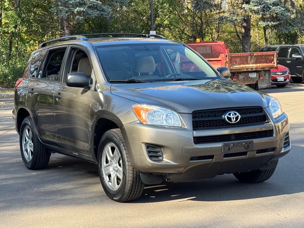 Photo 18 of this TOYOTA RAV4