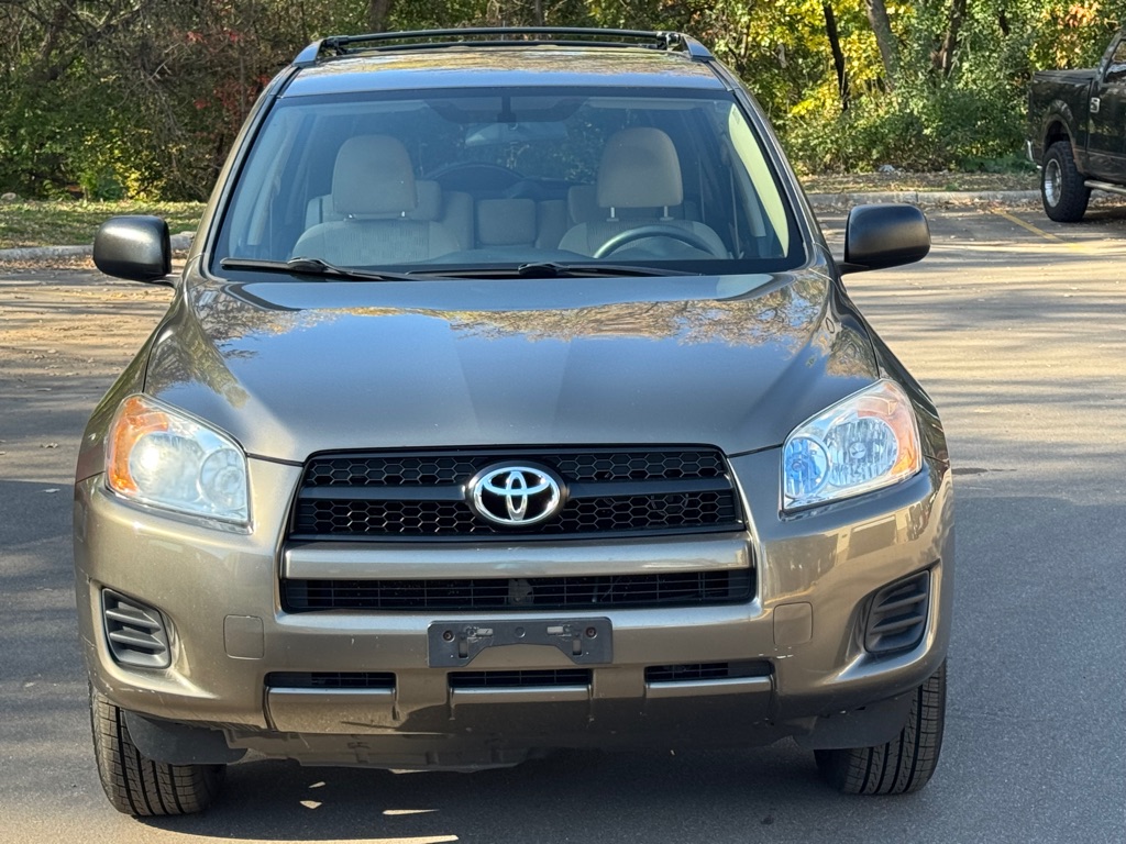 Photo 4 of this TOYOTA RAV4