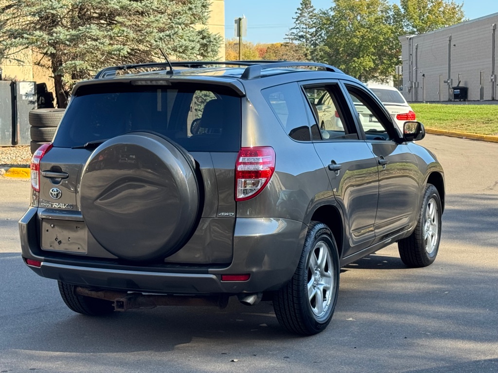 Photo 11 of this TOYOTA RAV4