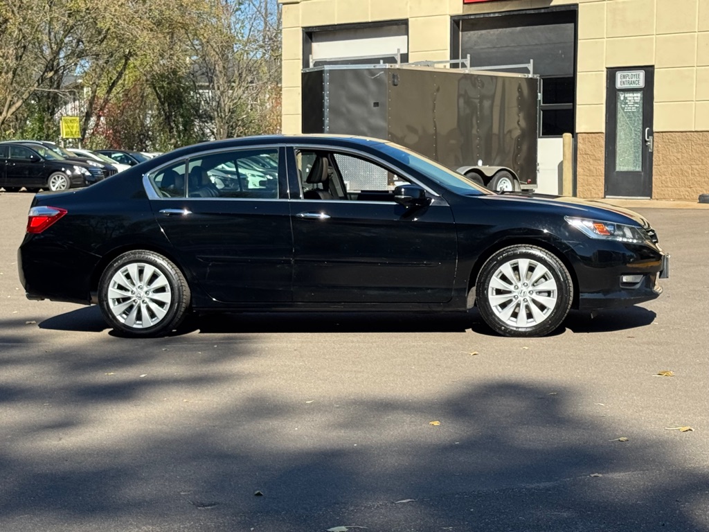 Photo 15 of this HONDA ACCORD