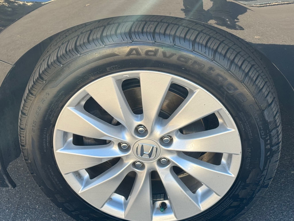 Photo 9 of this HONDA ACCORD