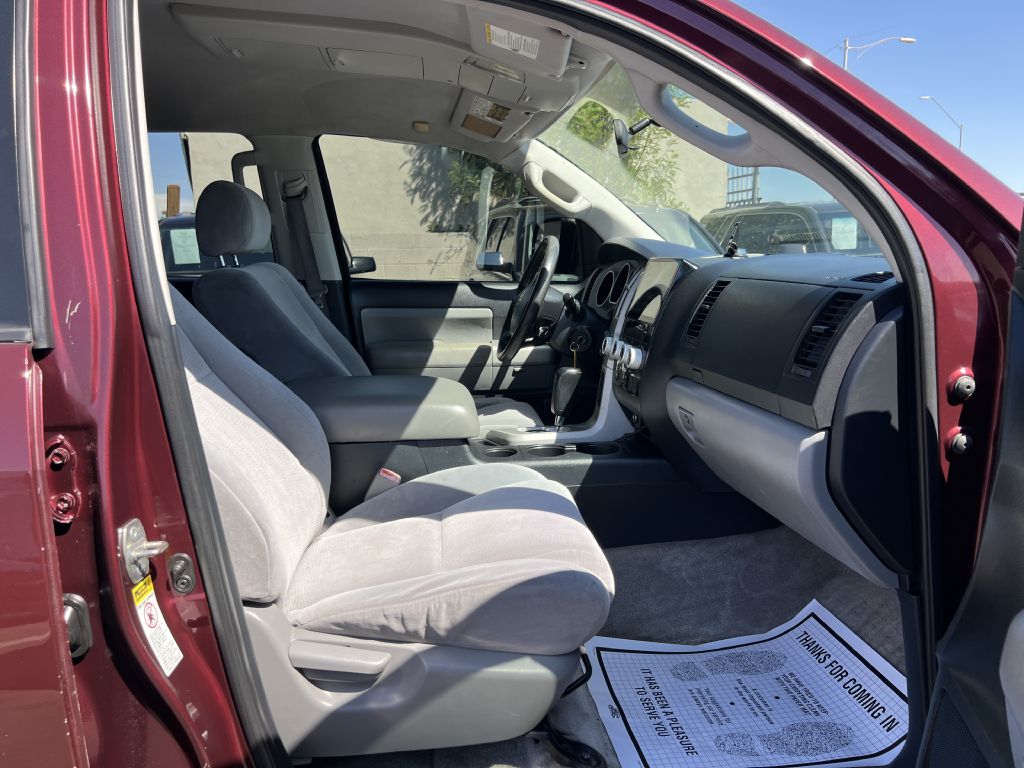 Photo 19 of this TOYOTA SEQUOIA