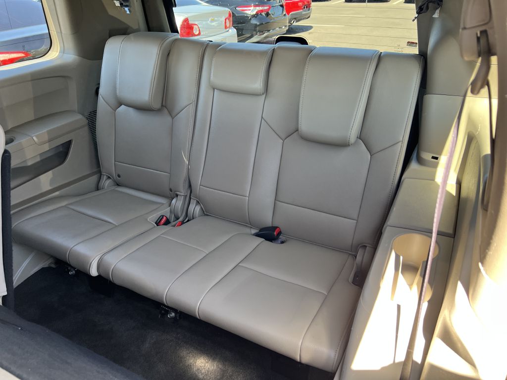 Photo 13 of this HONDA PILOT