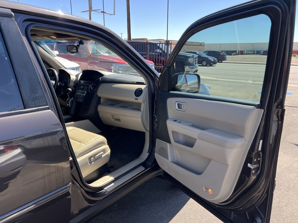 Photo 18 of this HONDA PILOT