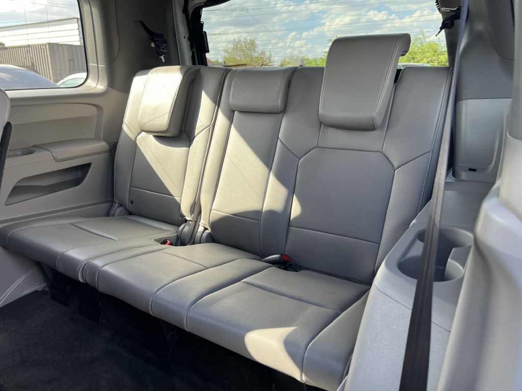 Photo 13 of this HONDA PILOT