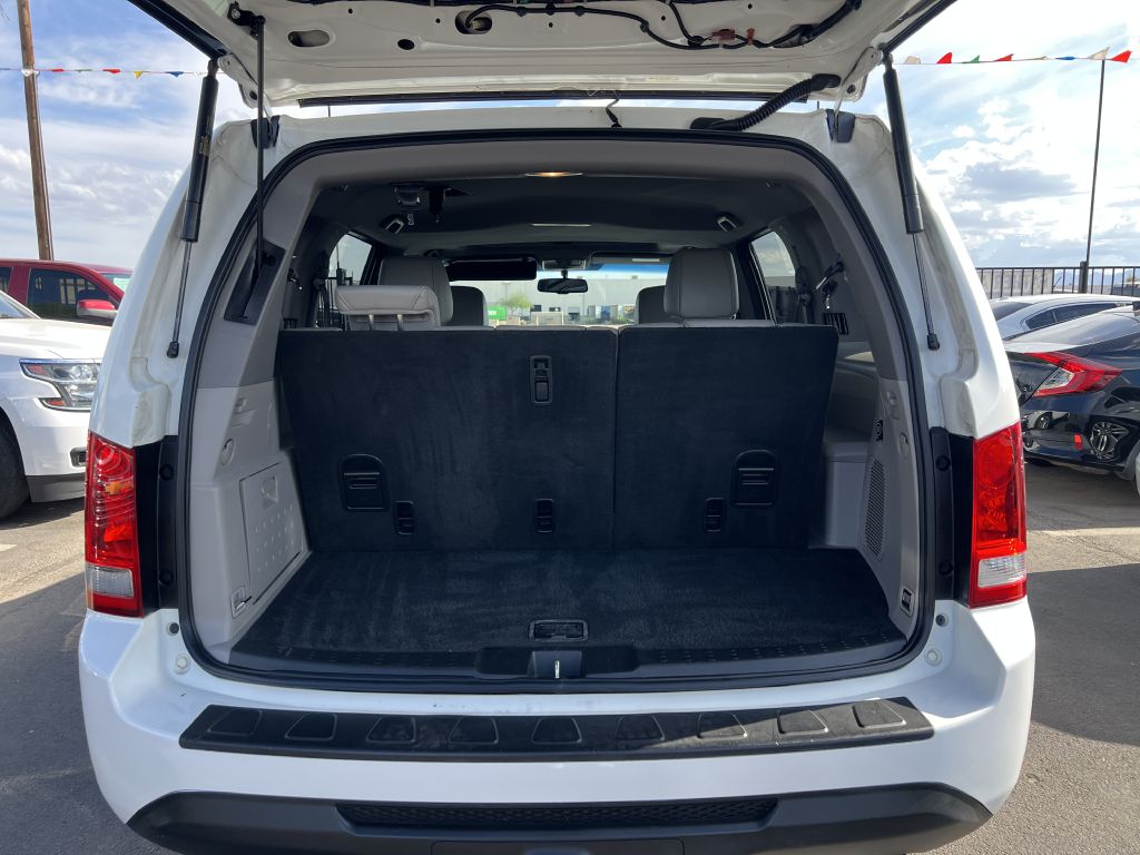 Photo 14 of this HONDA PILOT