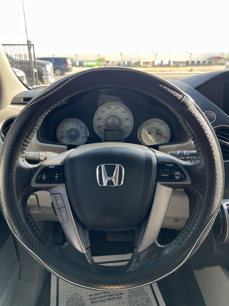 Photo 21 of this HONDA PILOT