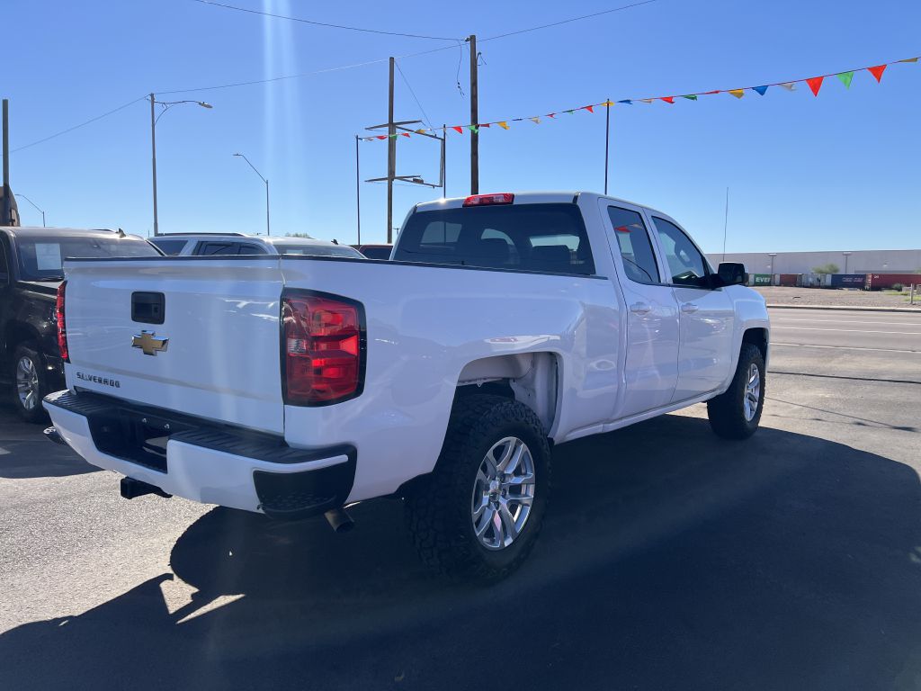 Photo 5 of this CHEVROLET SILVERADO