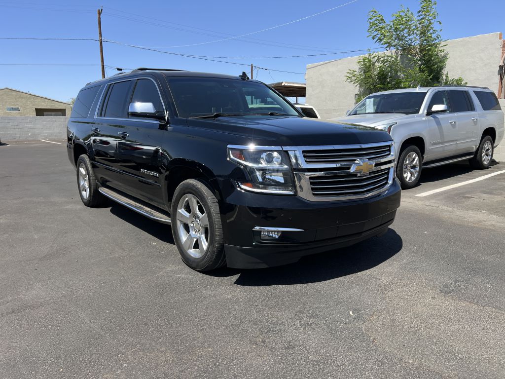 Photo 3 of this CHEVROLET SUBURBAN