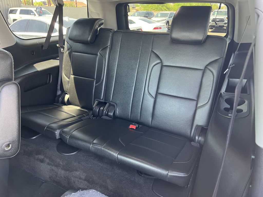 Photo 13 of this CHEVROLET SUBURBAN
