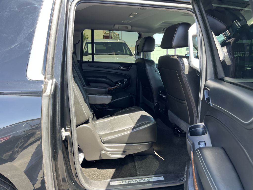 Photo 17 of this CHEVROLET SUBURBAN