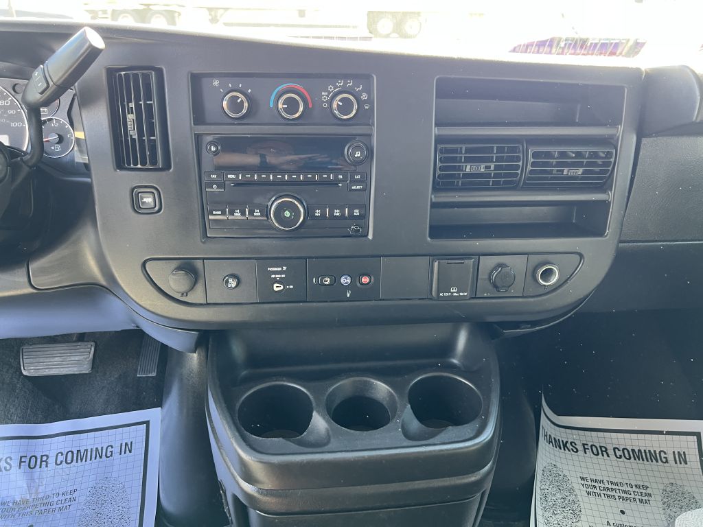 Photo 21 of this CHEVROLET EXPRESS G3500