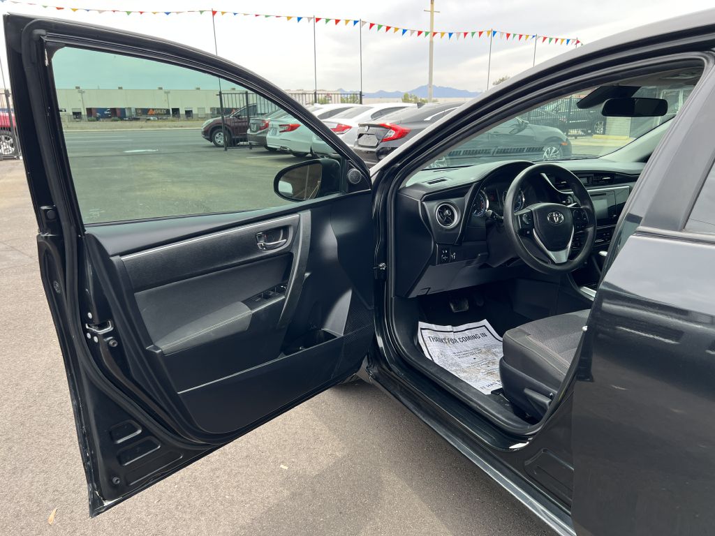Photo 9 of this TOYOTA COROLLA