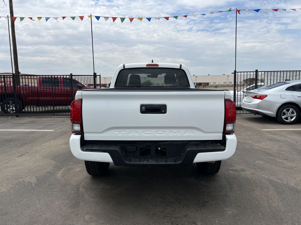 Photo 6 of this TOYOTA TACOMA