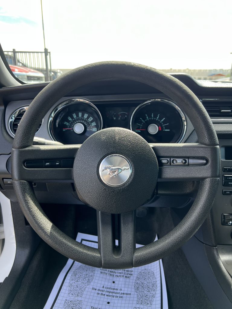Photo 15 of this FORD MUSTANG