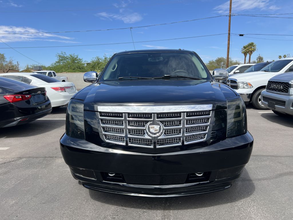 Photo 2 of this CADILLAC ESCALADE