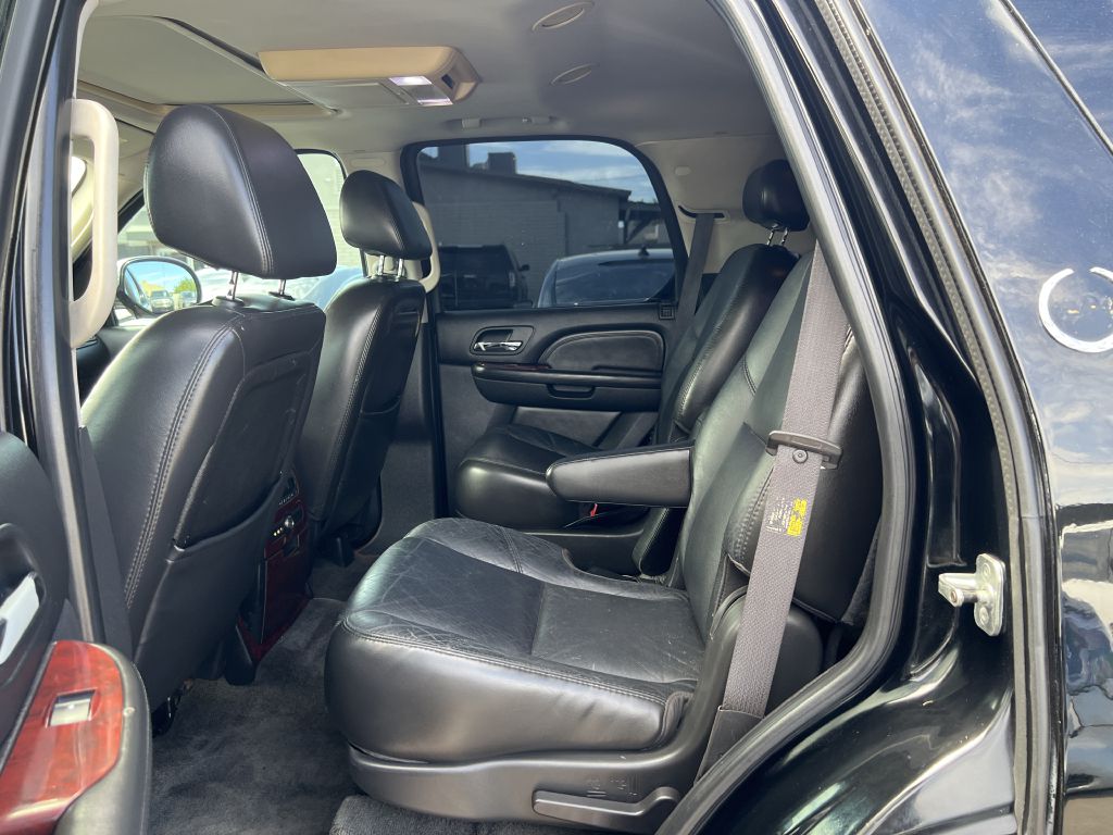 Photo 12 of this CADILLAC ESCALADE