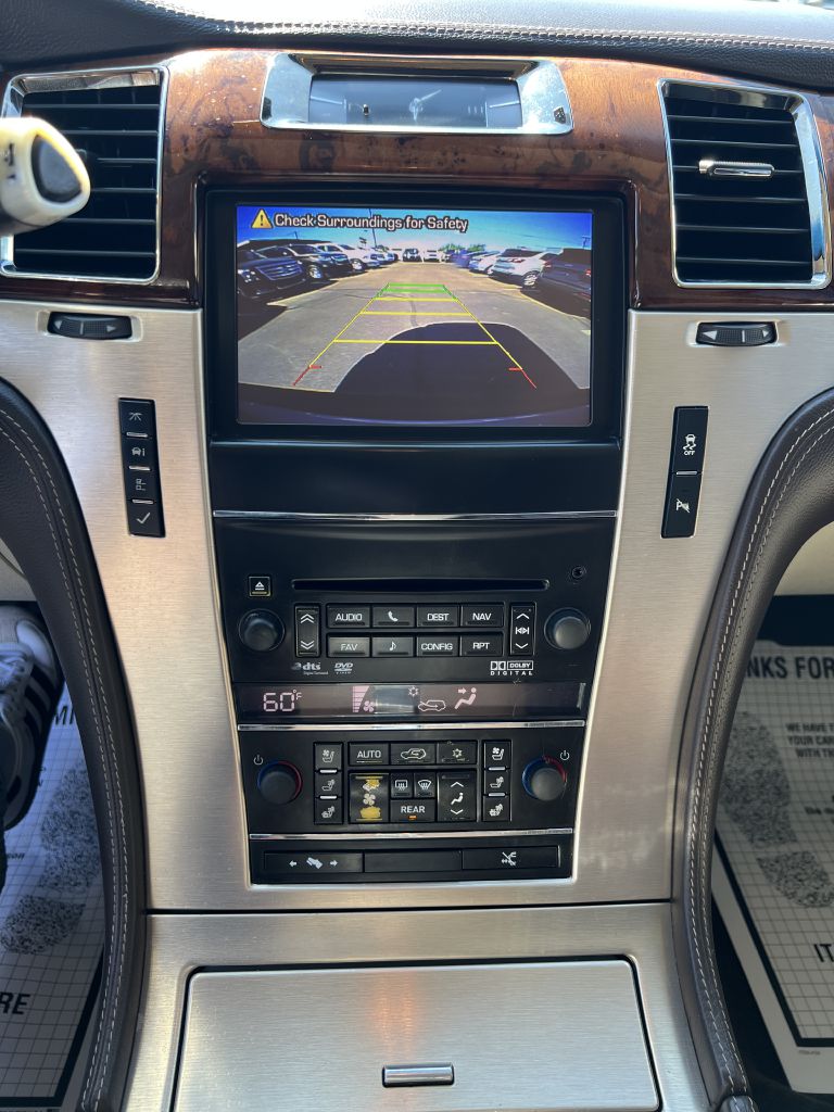 Photo 23 of this CADILLAC ESCALADE