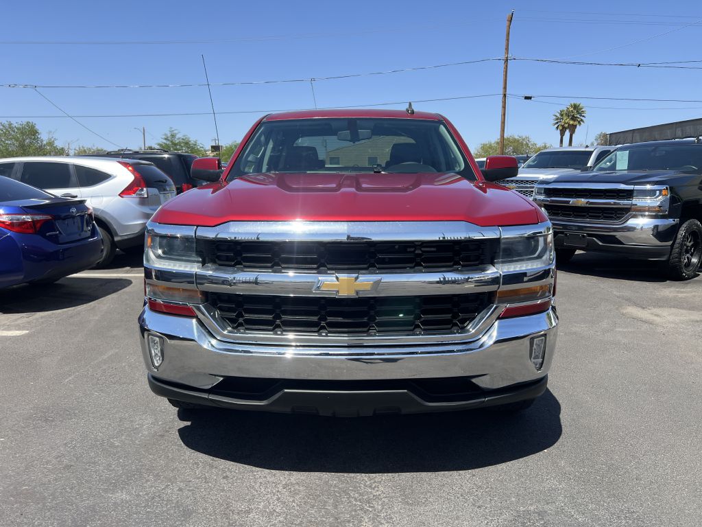 Photo 2 of this CHEVROLET SILVERADO