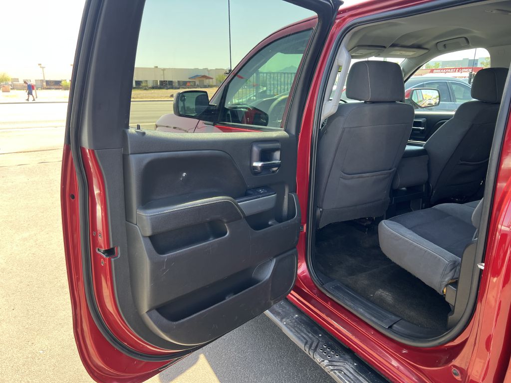 Photo 11 of this CHEVROLET SILVERADO