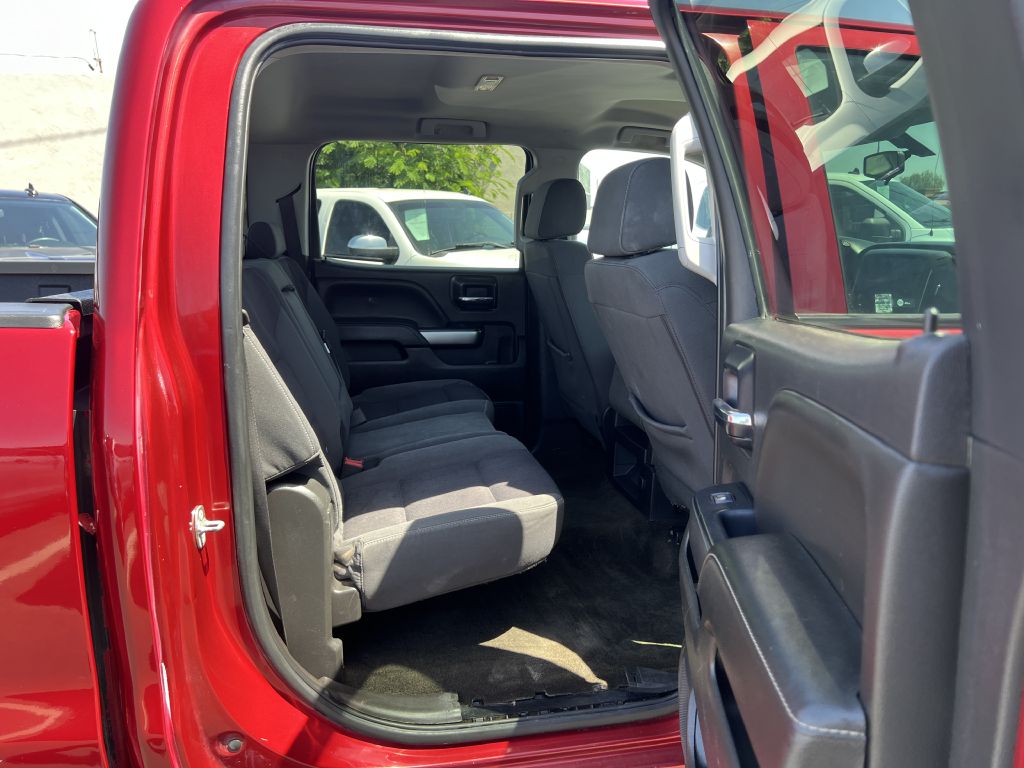 Photo 15 of this CHEVROLET SILVERADO