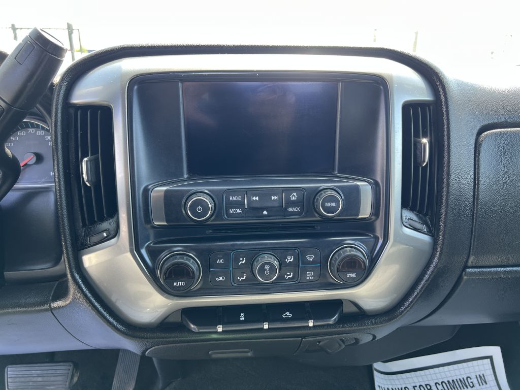 Photo 22 of this CHEVROLET SILVERADO