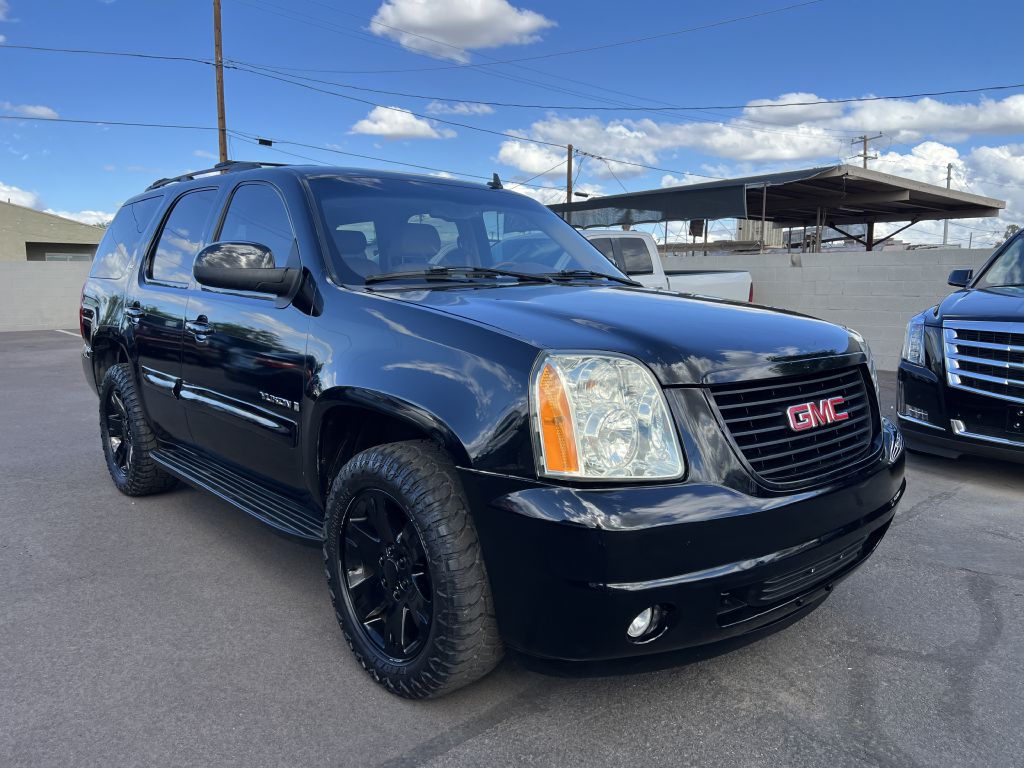 Photo 3 of this GMC YUKON